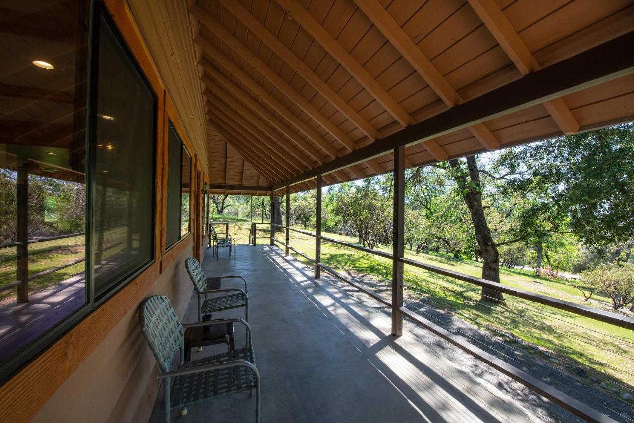 Villa Sierra Base Camp Oakhurst Exterior foto